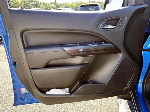 Used 2022 GMC Canyon Elevation AWD/4WD image 8