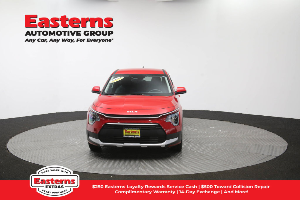 Used 2025 Kia Niro LX FWD image 52
