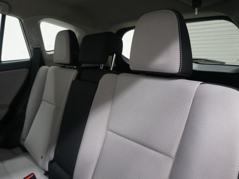 Used 2018 Toyota RAV4 XLE FWD image 13