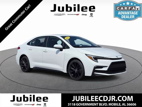 Used 2023 Toyota Corolla SE FWD image 1