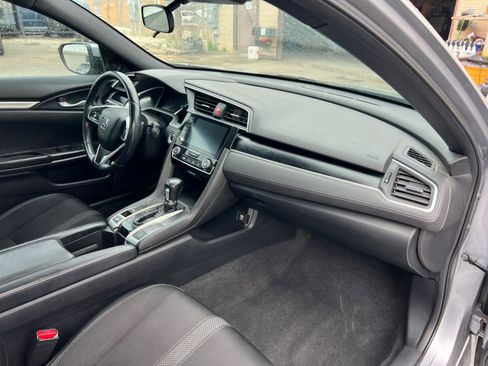 Used 2020 Honda Civic Sport image 16