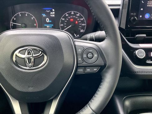 Used 2024 Toyota Corolla SE image 24