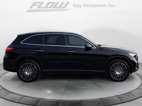 Used 2024 Mercedes-Benz GLC 300 image 9