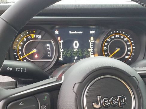New 2026 Jeep Gladiator Sport AWD/4WD image 10