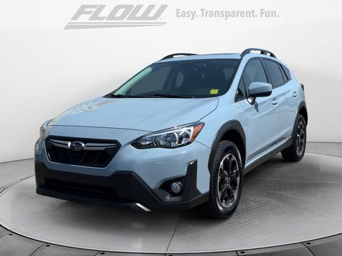 Used 2021 Subaru Crosstrek 2.0i Premium w/ Moonroof Package image 4
