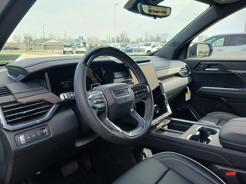 New 2026 GMC Acadia Denali w/ Super Cruise Package image 9