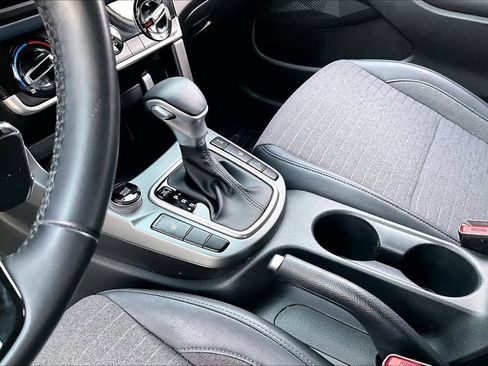 Used 2021 Kia Seltos S image 15