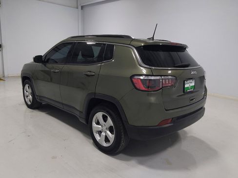 Used 2021 Jeep Compass Latitude FWD image 5