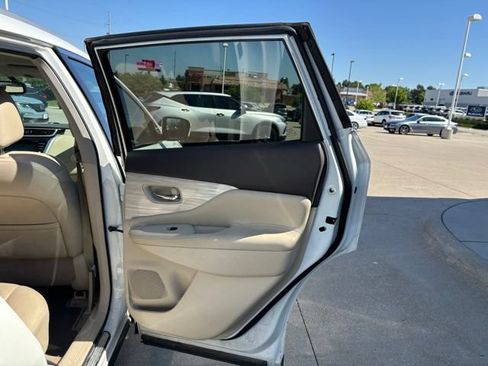 Used 2015 Nissan Murano Platinum AWD/4WD image 22