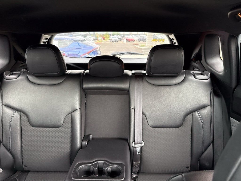 Used 2024 Jeep Compass Latitude AWD/4WD image 13