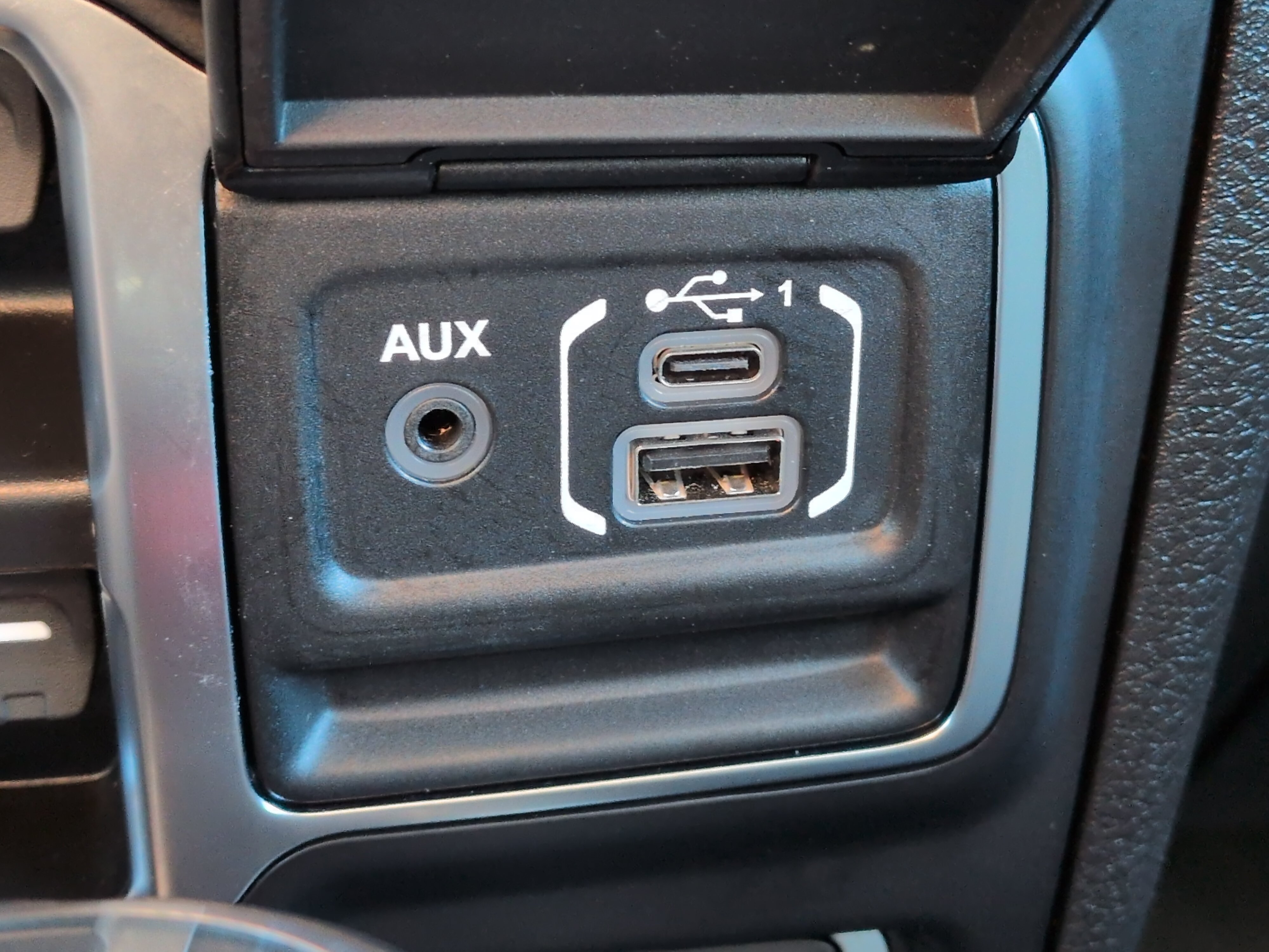 Used 2025 Jeep Gladiator Rubicon AWD/4WD image 20