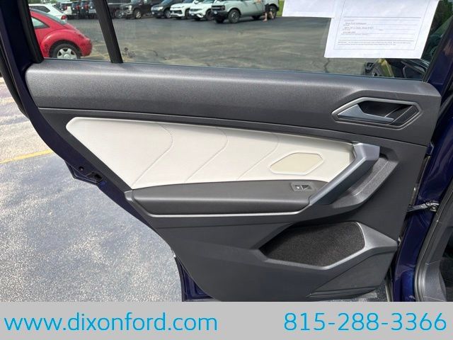 Used 2021 Volkswagen Tiguan SEL Premium R-Line AWD/4WD image 26