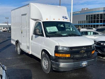 New 2025 Chevrolet Express 3500 Work Van w/ Power Convenience Package