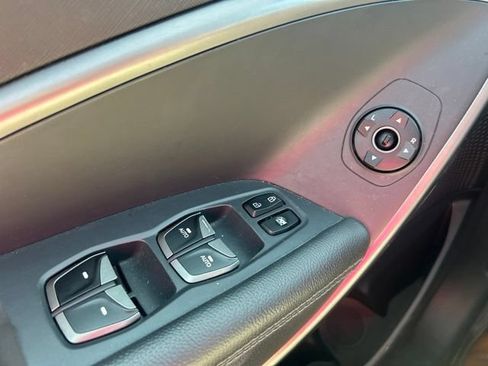 Used 2019 Hyundai Santa Fe XL FWD image 15