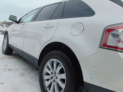 Used 2010 Ford Edge SEL image 16