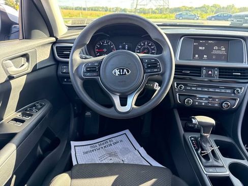 Used 2018 Kia Optima LX FWD image 20