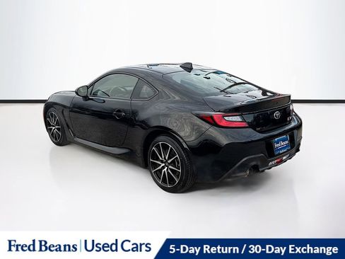Used 2022 Toyota GR86 w/ ALL Weather Mat Package (TMS) image 5