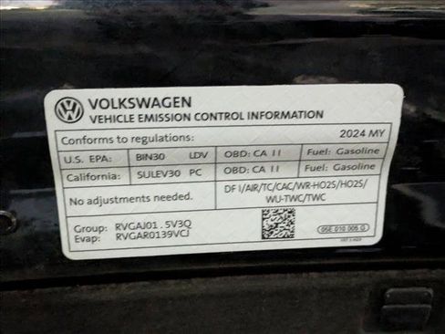 Used 2024 Volkswagen Jetta SE image 22