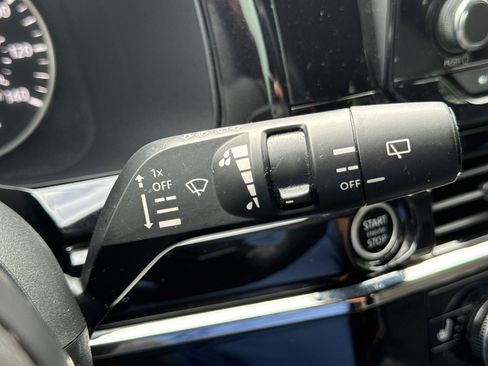 Used 2024 Nissan Pathfinder Rock Creek AWD/4WD image 17