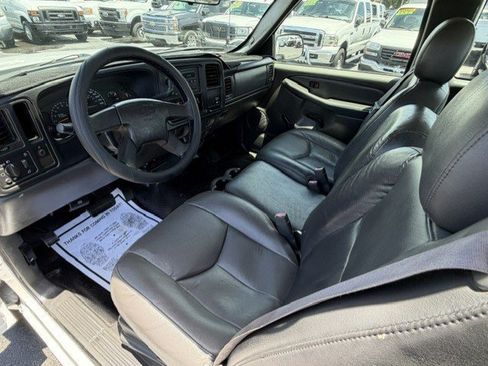 Used 2007 Chevrolet Silverado 2500 W/T RWD image 17