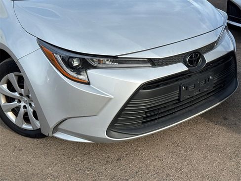 Used 2024 Toyota Corolla LE image 3