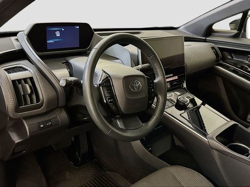 Used 2024 Toyota bZ4X XLE w/ Weather Package image 18