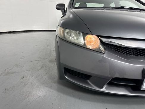 Used 2010 Honda Civic LX image 24