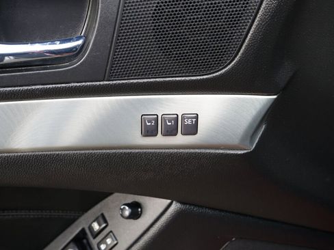 Used 2014 INFINITI Q60 Sport image 13