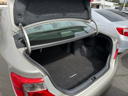 Used 2013 Toyota Camry LE FWD image 17