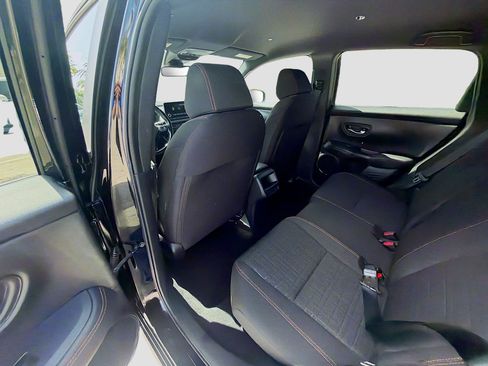 Used 2025 Honda HR-V Sport image 30