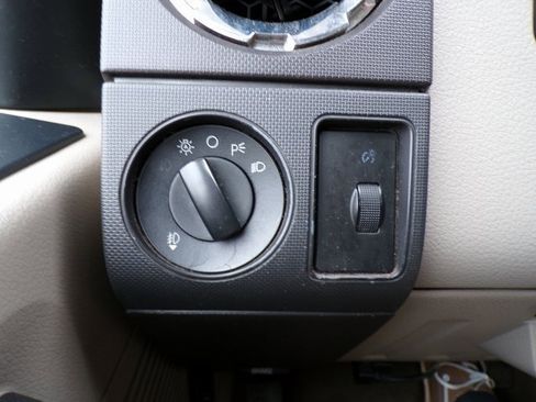 Used 2008 Ford F250 Lariat image 21