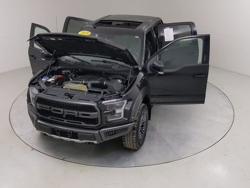 Certified 2019 Ford F150 Raptor w/ Equipment Group 802A Luxury image 46