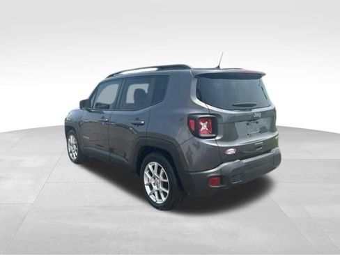 Used 2020 Jeep Renegade Latitude FWD image 5