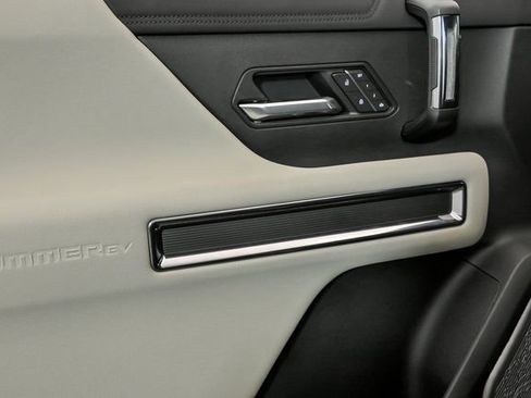 New 2026 GMC Hummer EV SUV image 7