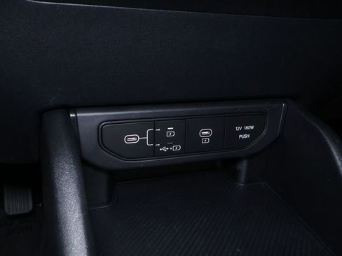 Used 2025 Kia K4 LXS image 27