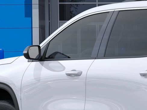 New 2026 Chevrolet Traverse LT w/ Driver Confidence Package FWD image 13