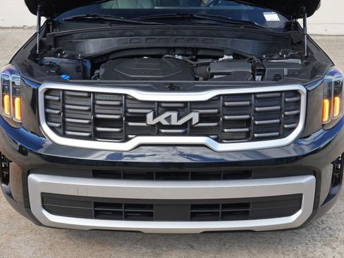 Used 2024 Kia Telluride S w/ S Sunroof Package FWD image 7