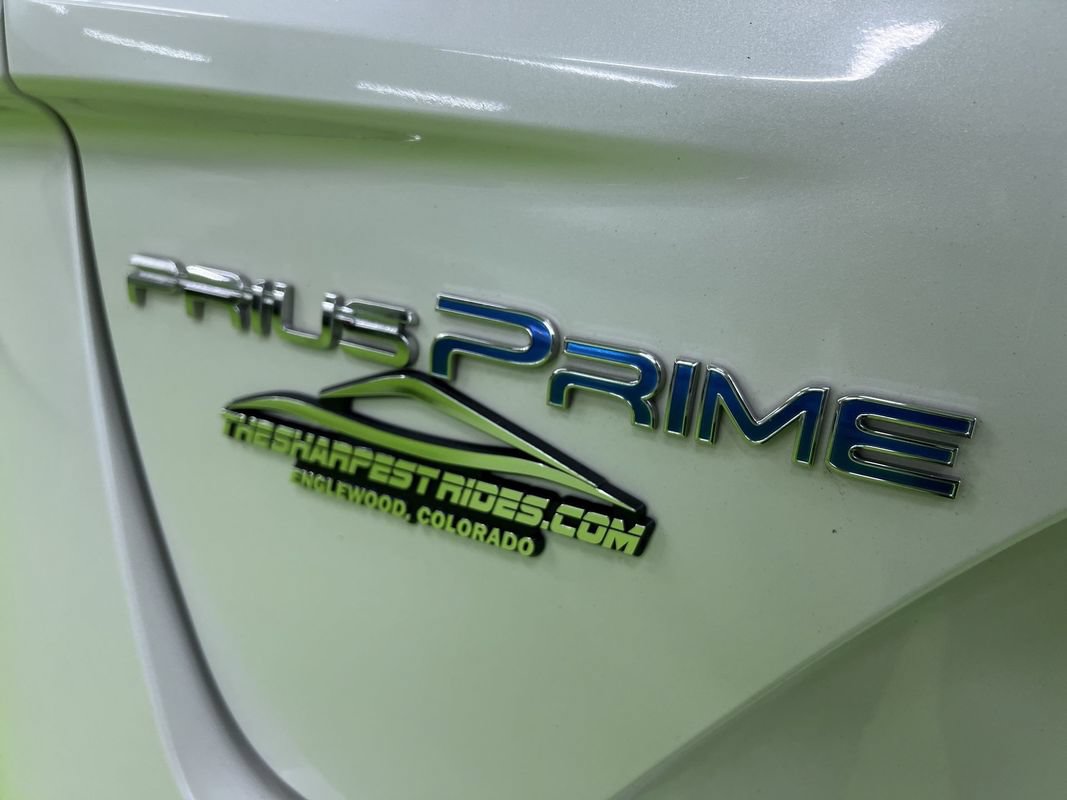 Used 2019 Toyota Prius Prime Plus w/ Carpet Mat Package FWD image 10