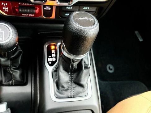 New 2026 Jeep Gladiator Willys AWD/4WD image 22
