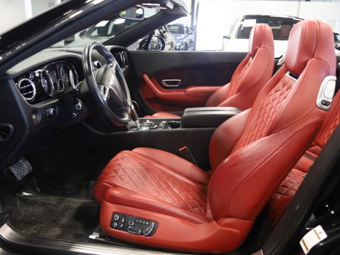 Used 2016 Bentley Continental GT image 16