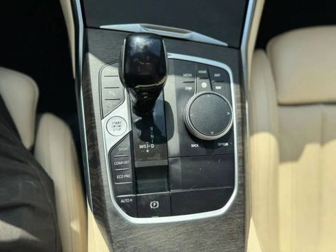 Used 2022 BMW 330i Sedan w/ Driving Assistance Package image 26