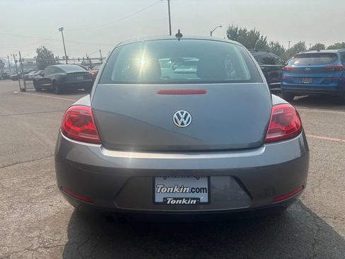 Used 2015 Volkswagen Beetle 1.8T FWD image 7