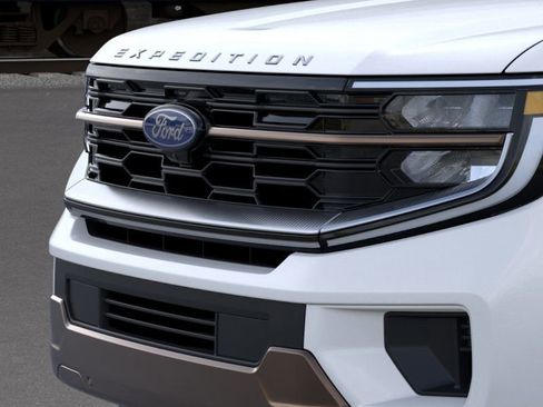 New 2025 Ford Expedition Max King Ranch image 18