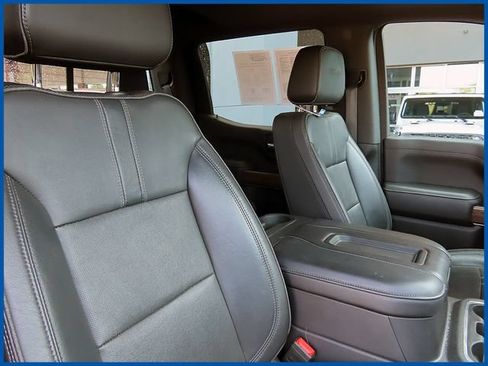 Used 2019 Chevrolet Silverado 1500 High Country w/ Safety Package II AWD/4WD image 10