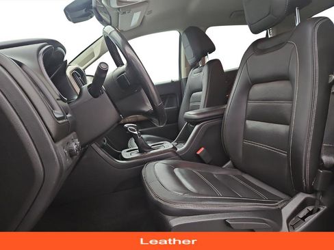 Used 2022 GMC Canyon Denali image 12