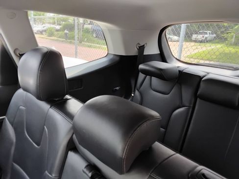 Used 2021 Kia Telluride LX AWD/4WD image 11