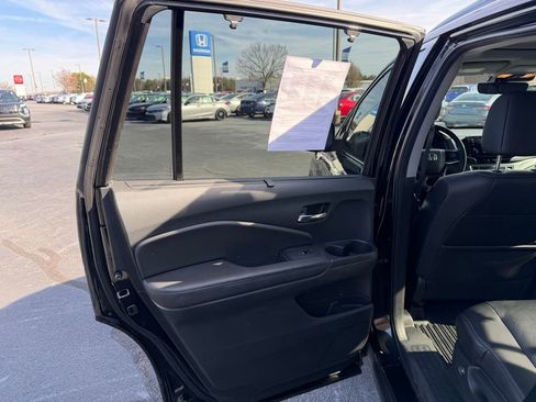 Used 2022 Honda Pilot Special Edition image 15
