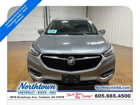 Used 2020 Buick Enclave Premium w/ Surround and Sites Package AWD/4WD image 9