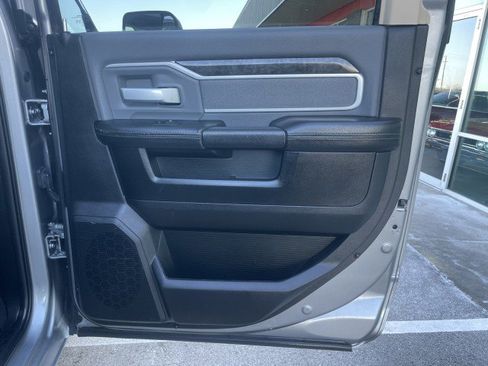 Used 2020 RAM 3500 Big Horn w/ Level 1 Equipment Group image 26