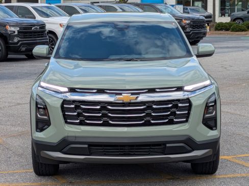 New 2026 Chevrolet Equinox LT w/ Safety and Technology Package FWD image 9